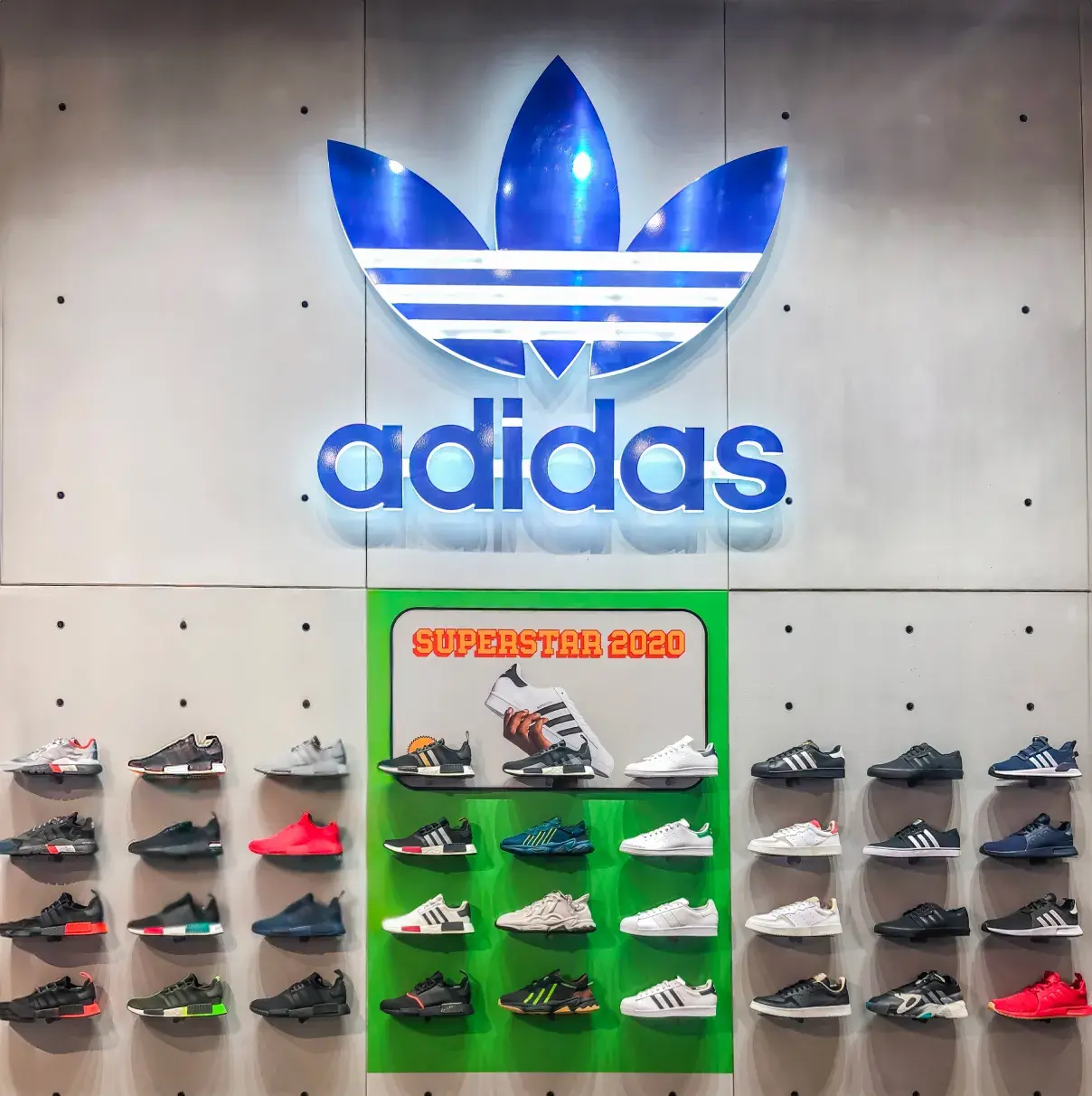 adidas-sneaker-store-exhibit-06