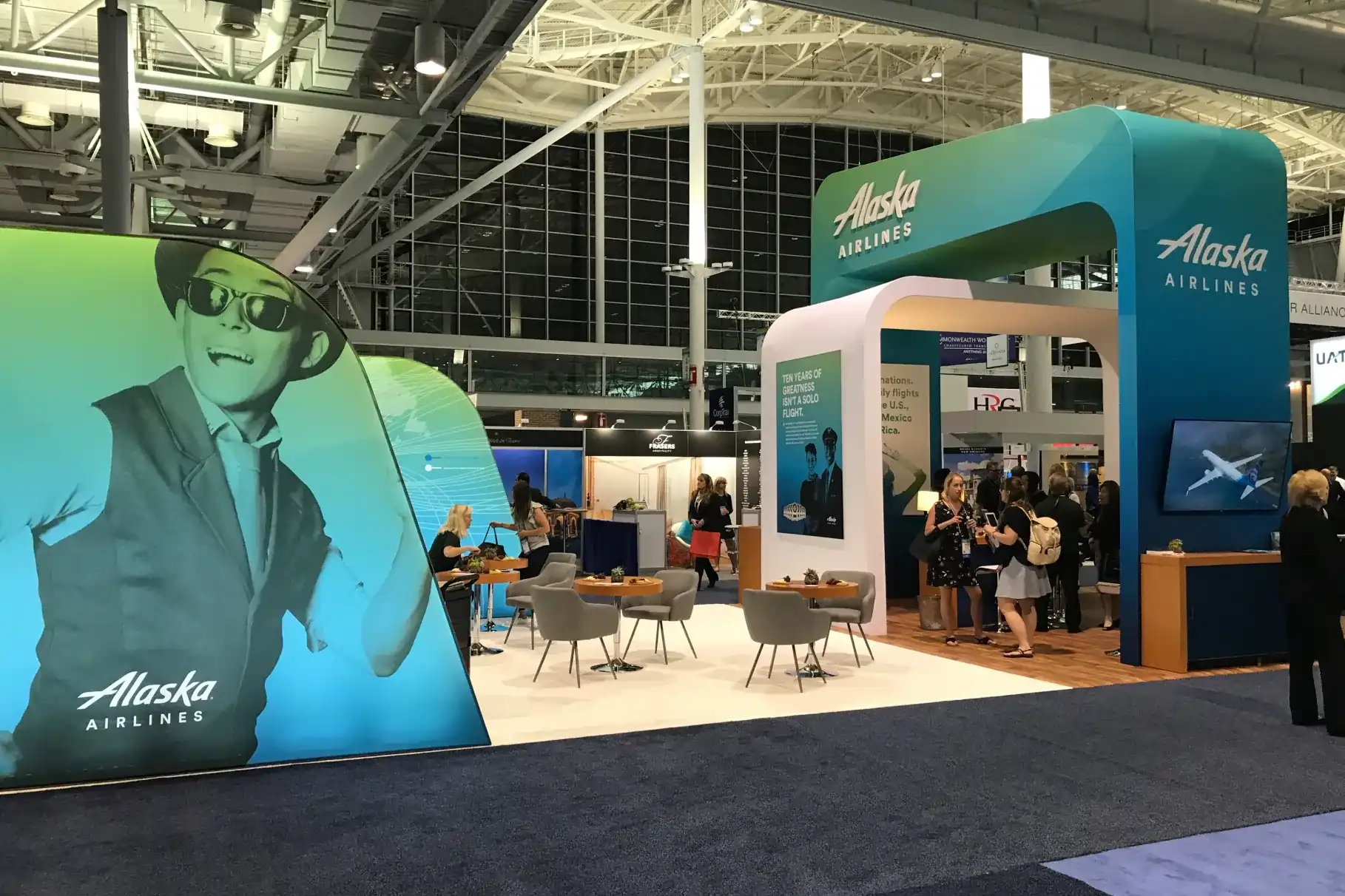 alaska-airlines-trade-show-booth-01